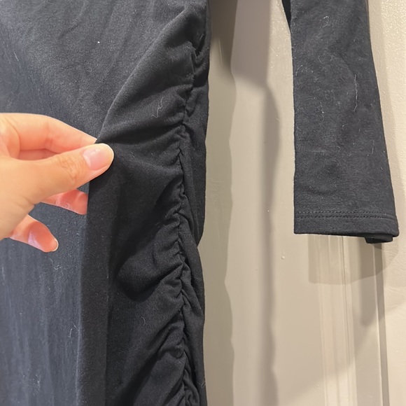 NWT Isabel maternity dress. Medium Ruched detail - Picture 3 of 3